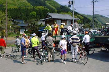 奥琵琶湖。飯浦